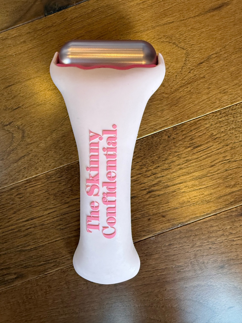 The Skinny Confidential Hot Mess Ice Roller